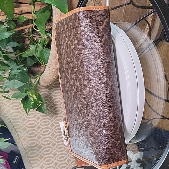 Vintage Celine Crossbody & Wallet - Picture 8 of 16